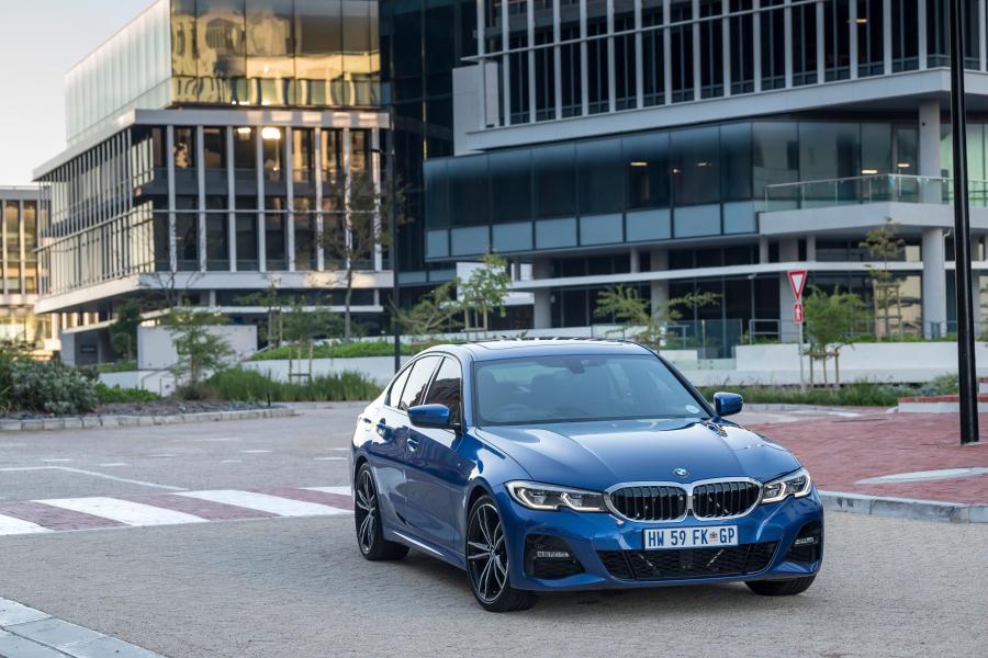  BMW 330i M Sport (G20) 2019 года  (ZA) (фото 4 из 40)